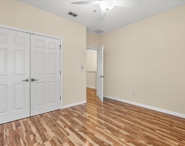 2018 Royal Vista Court - Photo Thumbnail 15