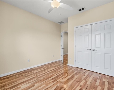 2018 Royal Vista Court - Photo Thumbnail 17