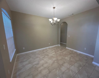 280 Magnolia Park Trail - Photo Thumbnail 7