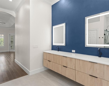 8351 Bowden Way - Photo Thumbnail 15