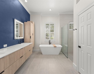 8351 Bowden Way - Photo Thumbnail 13