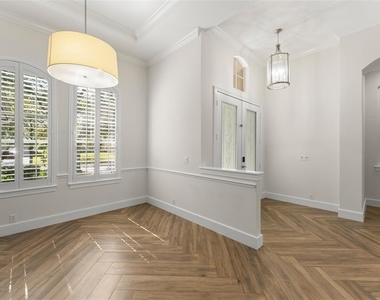 8351 Bowden Way - Photo Thumbnail 10