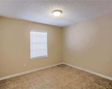 1003 W Kaley Avenue - Photo Thumbnail 7