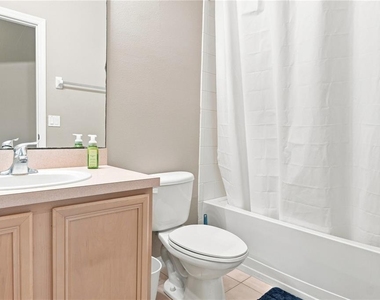 3616 Valleyview Drive - Photo Thumbnail 18