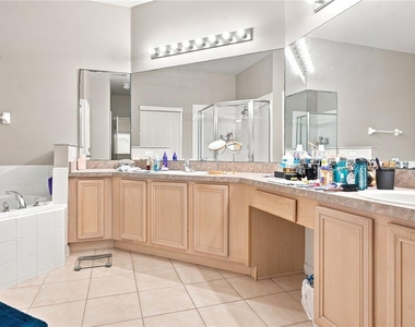 3616 Valleyview Drive - Photo Thumbnail 11