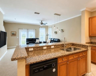 351 Vanguard Point - Photo Thumbnail 5