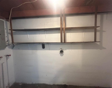 127 Country Club Drive - Photo Thumbnail 12