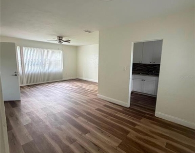 205 E New Hampshire Street - Photo Thumbnail 5