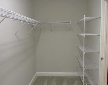 7252 Backwoods Trail - Photo Thumbnail 9