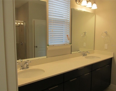 7252 Backwoods Trail - Photo Thumbnail 8