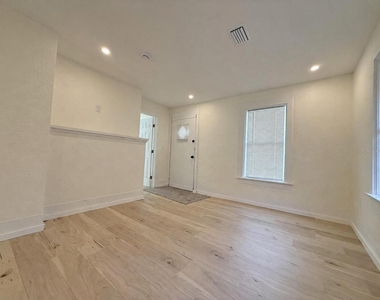 140 Kingston Avenue - Photo Thumbnail 5