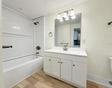 140 Kingston Avenue - Photo Thumbnail 14