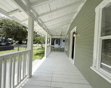 140 Kingston Avenue - Photo Thumbnail 2