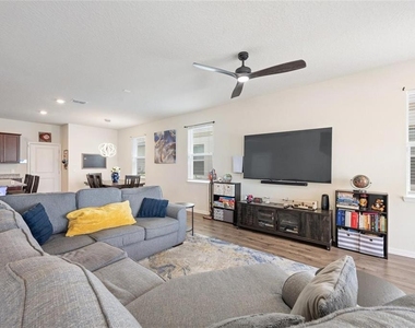 2769 Franklin Road - Photo Thumbnail 4