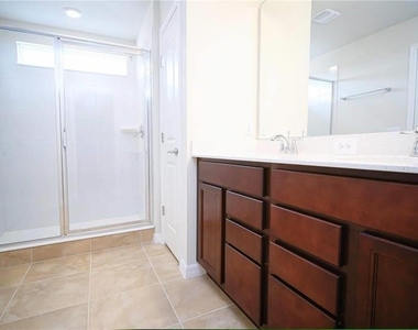 2769 Franklin Road - Photo Thumbnail 18