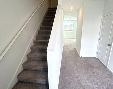 3277 Vesara Dr - Photo Thumbnail 10