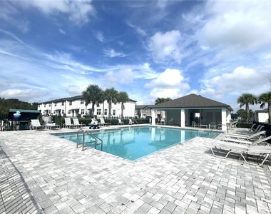 3277 Vesara Dr - Photo Thumbnail 2