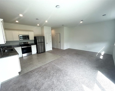 3277 Vesara Dr - Photo Thumbnail 7