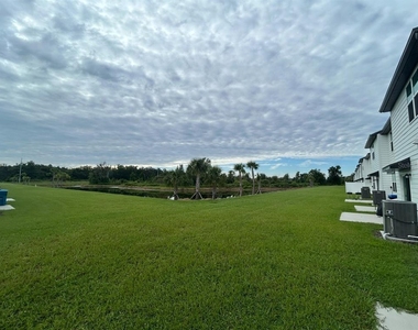 3277 Vesara Dr - Photo Thumbnail 4