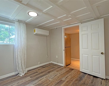 1311 Hillcrest Drive - Photo Thumbnail 33