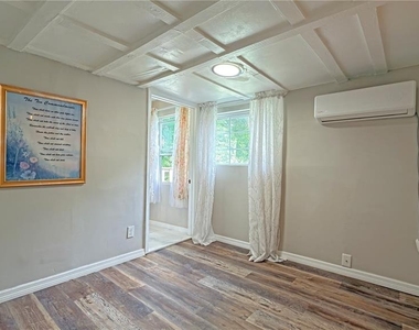 1311 Hillcrest Drive - Photo Thumbnail 34