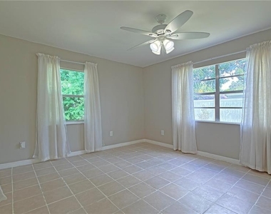 1311 Hillcrest Drive - Photo Thumbnail 29