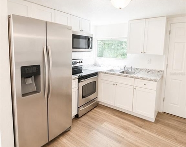 1052 Osceola Trail - Photo Thumbnail 2