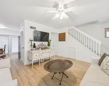 2218 Elizabeth Avenue - Photo Thumbnail 5