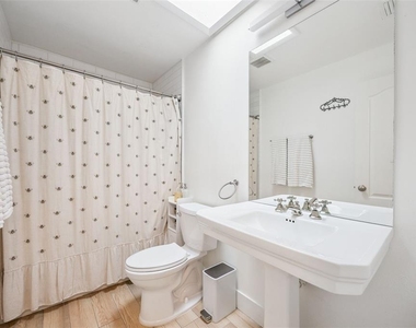 2218 Elizabeth Avenue - Photo Thumbnail 18