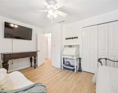 2218 Elizabeth Avenue - Photo Thumbnail 14
