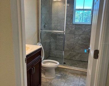 2055 Royal Vista Court - Photo Thumbnail 10