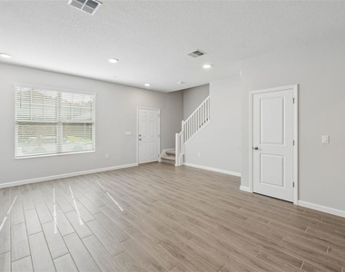 510 Lady Palm Street - Photo Thumbnail 2