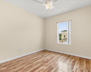 2036 Royal Vista Court - Photo Thumbnail 16