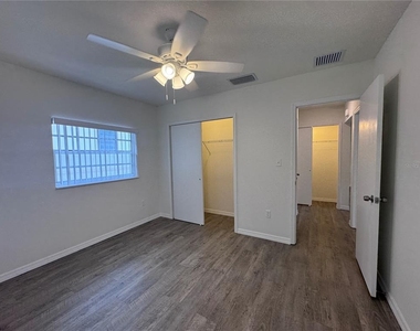 807 Vassar Street - Photo Thumbnail 17