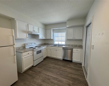 807 Vassar Street - Photo Thumbnail 1
