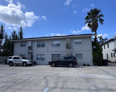 807 Vassar Street - Photo Thumbnail 24