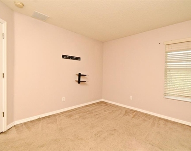 9223 Leeland Archer Boulevard - Photo Thumbnail 4