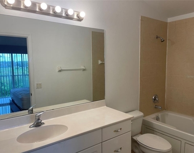 3166 Sun Lake Court - Photo Thumbnail 4