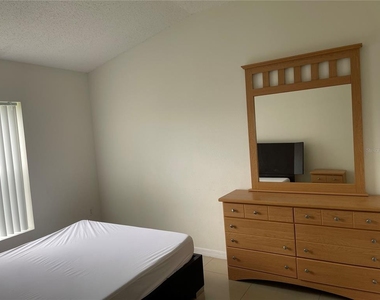 3166 Sun Lake Court - Photo Thumbnail 8