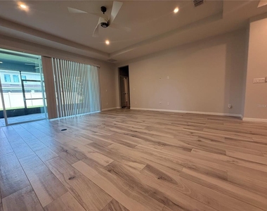 4753 Terrace Bluff Street - Photo Thumbnail 16