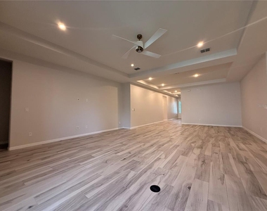 4753 Terrace Bluff Street - Photo Thumbnail 5