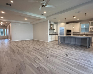 4753 Terrace Bluff Street - Photo Thumbnail 14