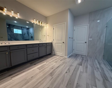 4753 Terrace Bluff Street - Photo Thumbnail 24