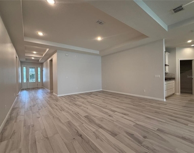 4753 Terrace Bluff Street - Photo Thumbnail 4