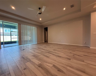 4753 Terrace Bluff Street - Photo Thumbnail 18