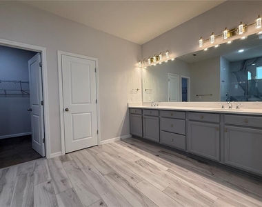 4753 Terrace Bluff Street - Photo Thumbnail 22