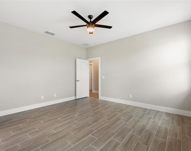 149 Golf Aire Boulevard - Photo Thumbnail 18