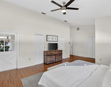 1741 Mizell Avenue - Photo Thumbnail 18