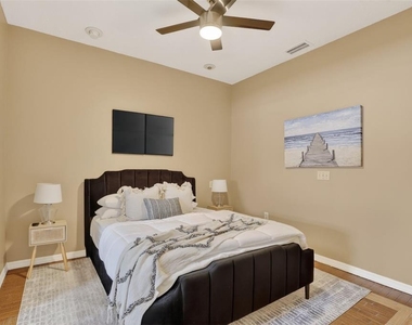 1741 Mizell Avenue - Photo Thumbnail 20