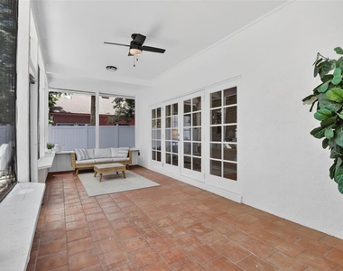 1741 Mizell Avenue - Photo Thumbnail 32
